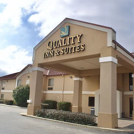 Quality Inn & Suites Pine Bluff-3